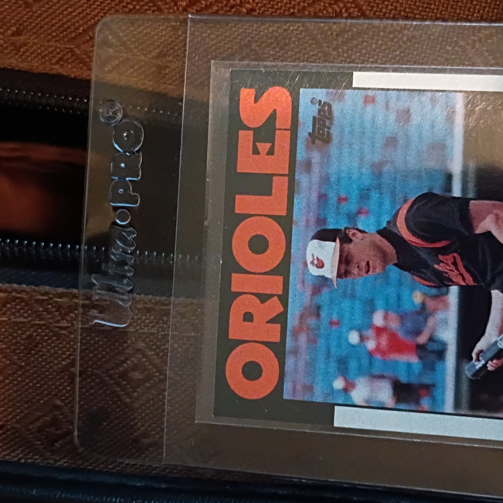 Cal Ripken Orioles Baseball Card - Picture 2 of 5